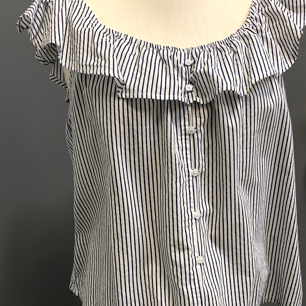 Live 4 Truth Off the Shoulder Sleeveless Ruffled Cropped Cotton Top, Sz L